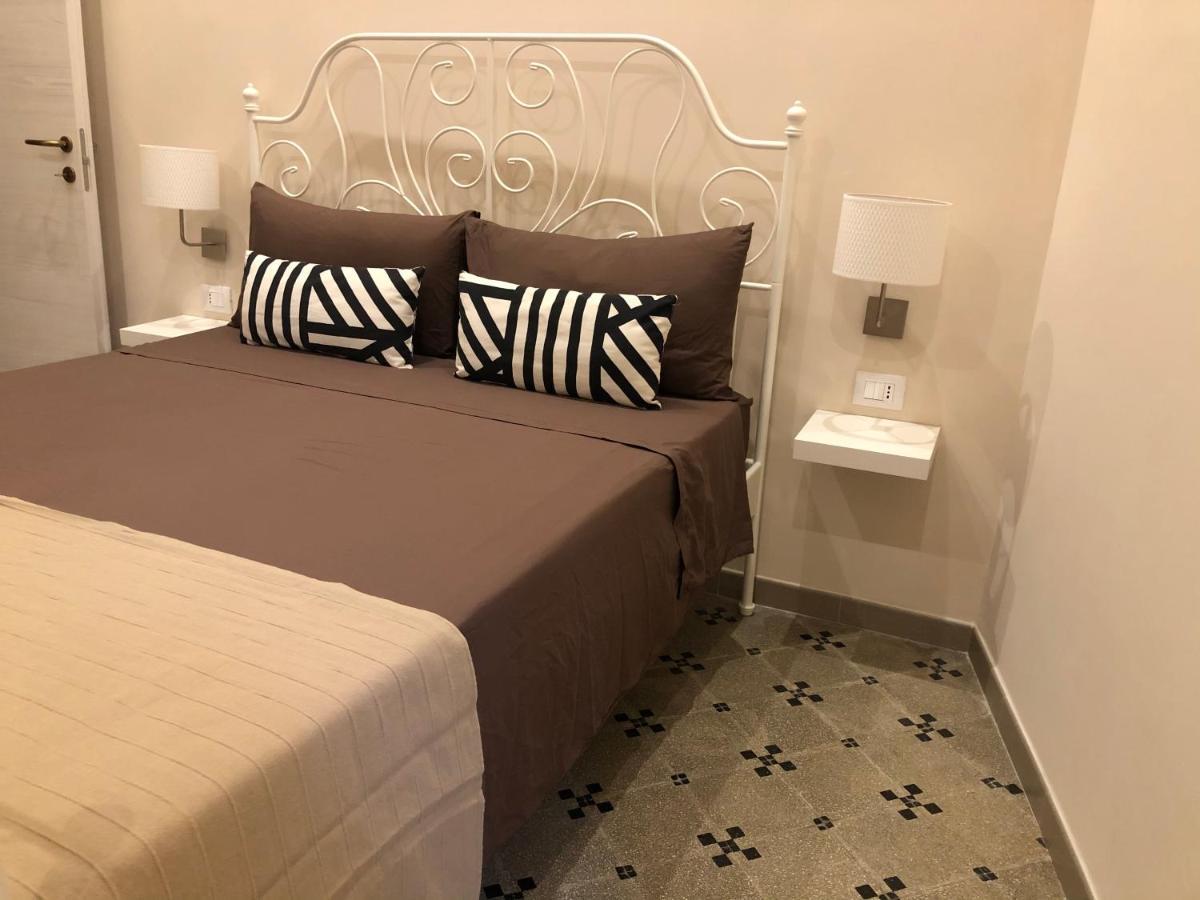 B&B Meliora Rooms Avola Exterior photo